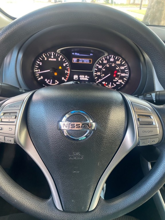 2013 Nissan Altima Image 17