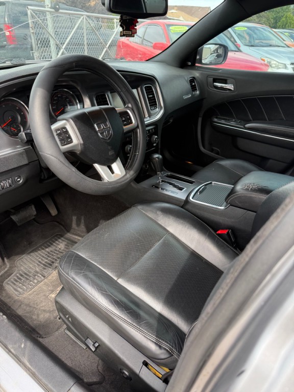 2013 Dodge Charger Image 10