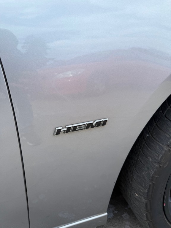 2013 Dodge Charger Image 22