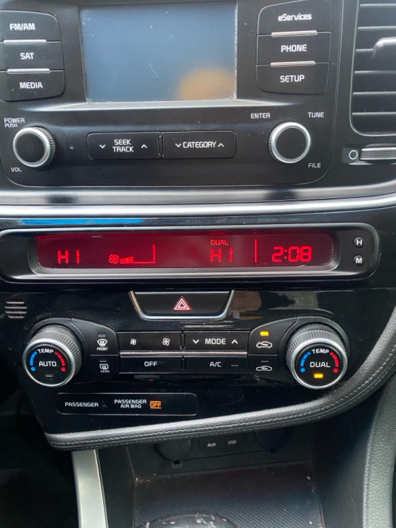 2015 Kia Optima Image 32