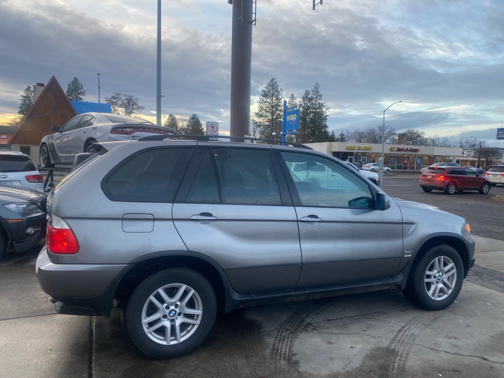 2005 BMW X5 Image 7