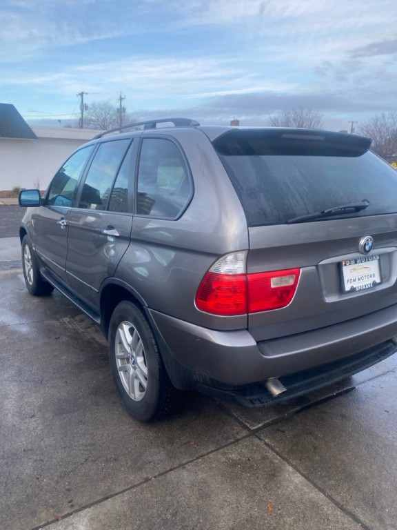 2005 BMW X5 Image 9