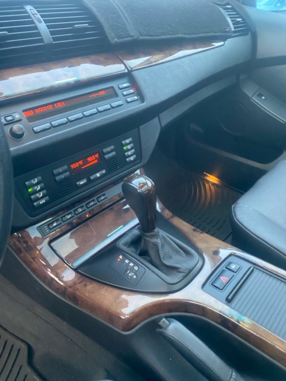 2005 BMW X5 Image 19