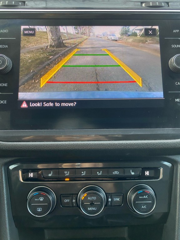 2018 Volkswagen Tiguan Image 32