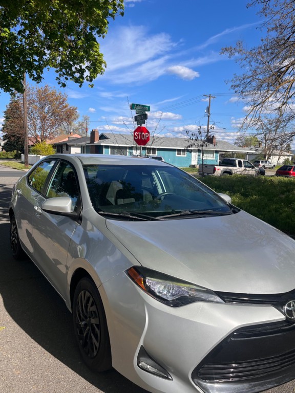 2018 Toyota Corolla Image 2
