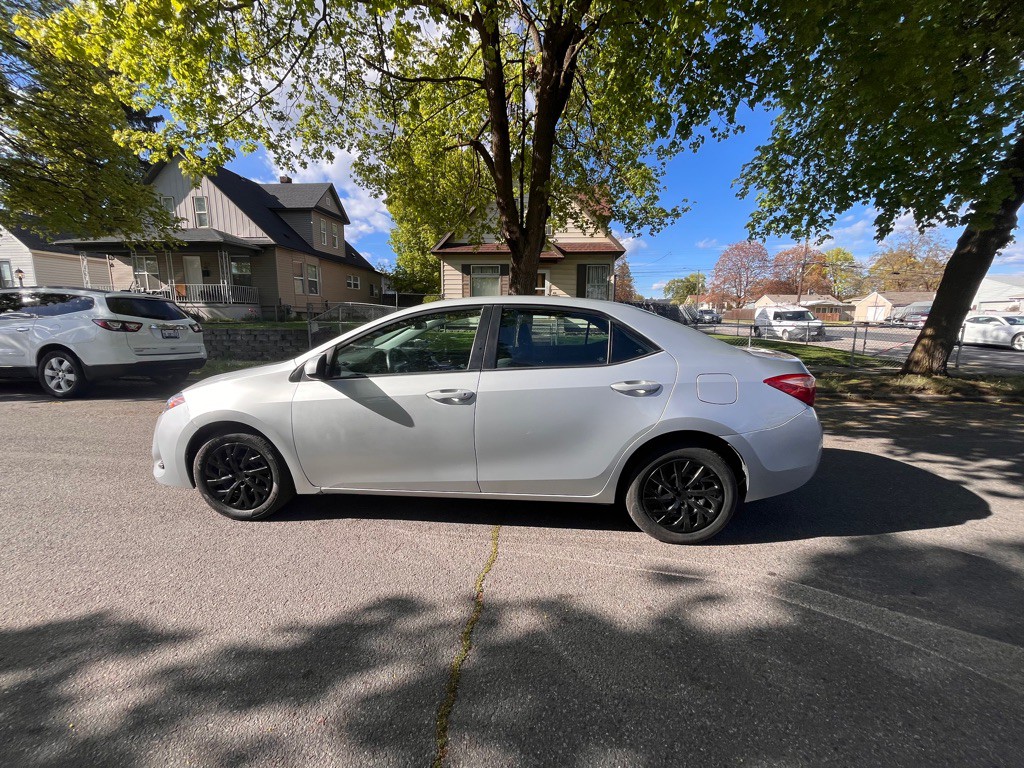 2018 Toyota Corolla Image 25