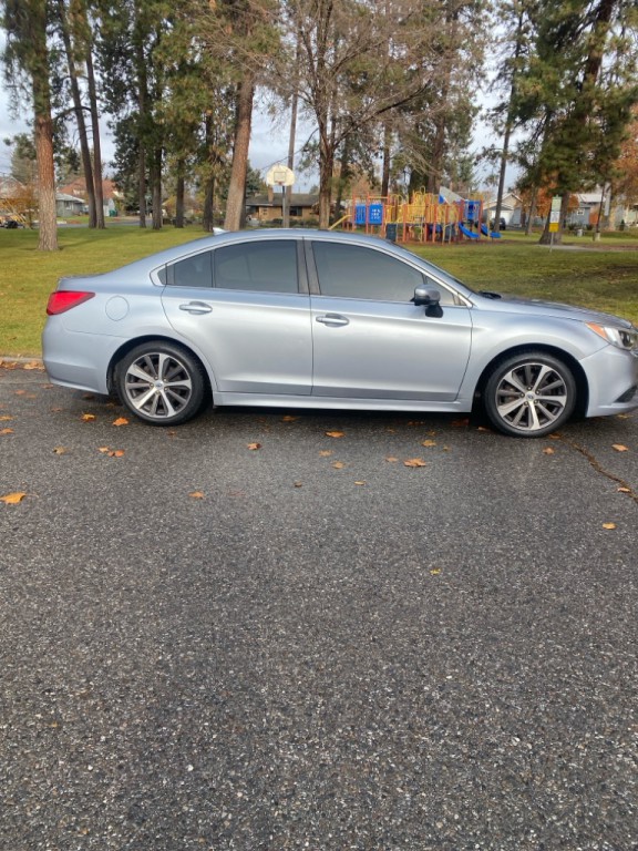 2017 Subaru Legacy Image 5