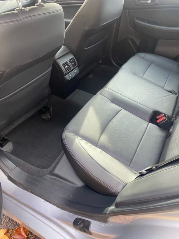 2017 Subaru Legacy Image 11