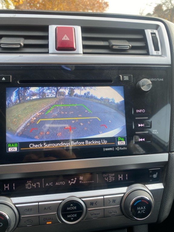 2017 Subaru Legacy Image 19