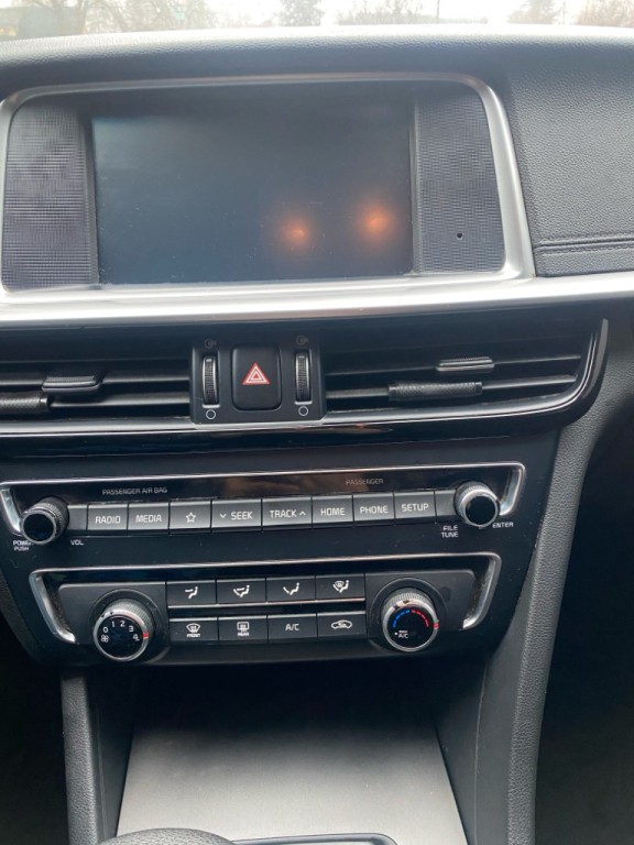 2020 Kia Optima Image 20