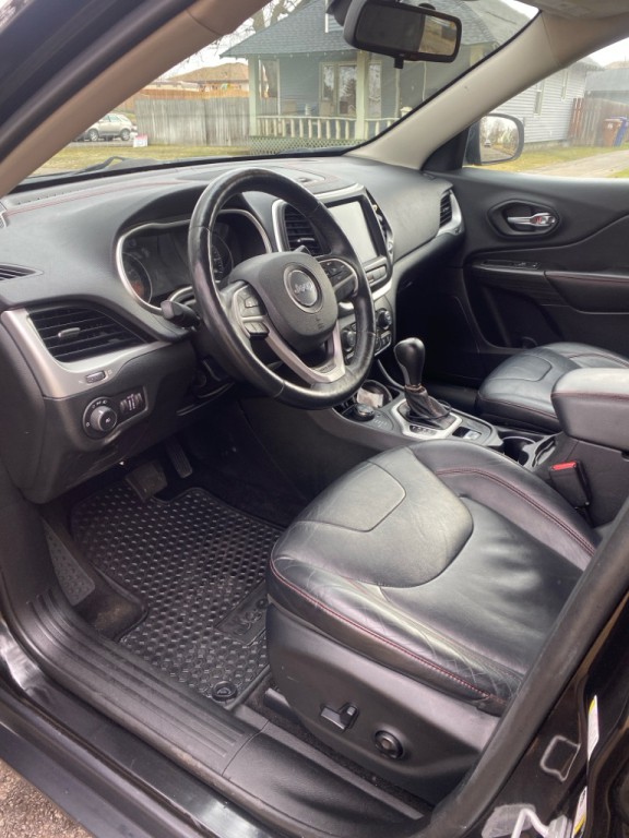 2014 Jeep Cherokee Image 9