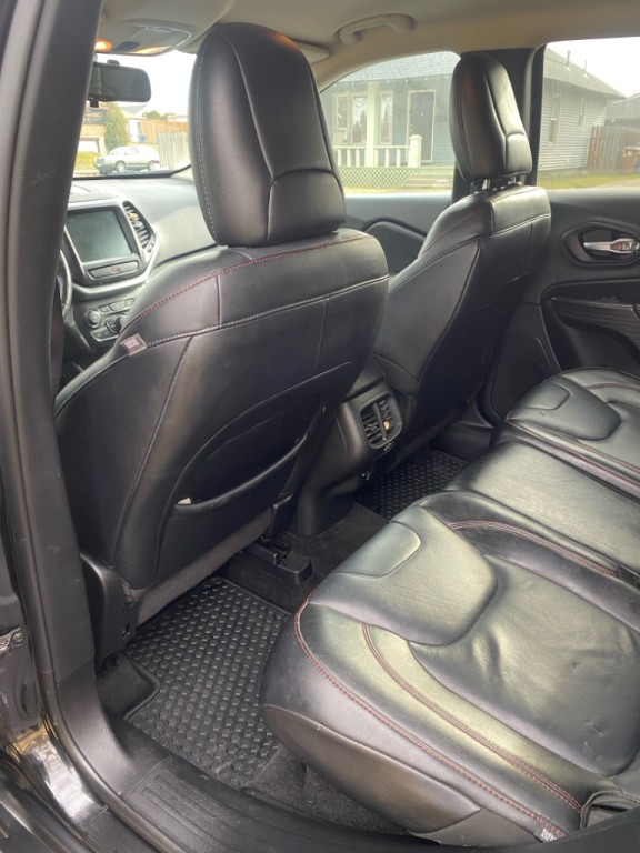 2014 Jeep Cherokee Image 10