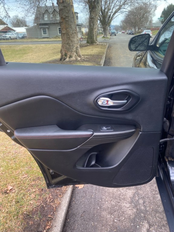 2014 Jeep Cherokee Image 14