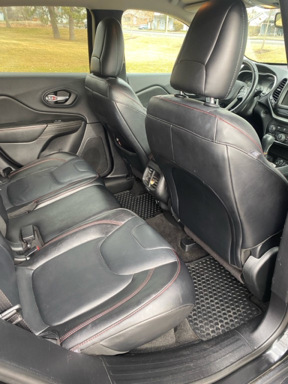 2014 Jeep Cherokee Image 16