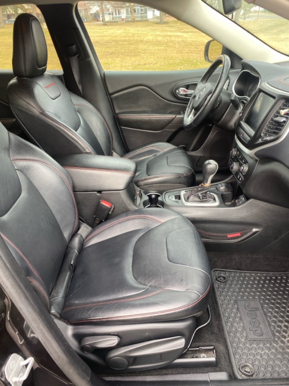 2014 Jeep Cherokee Image 17