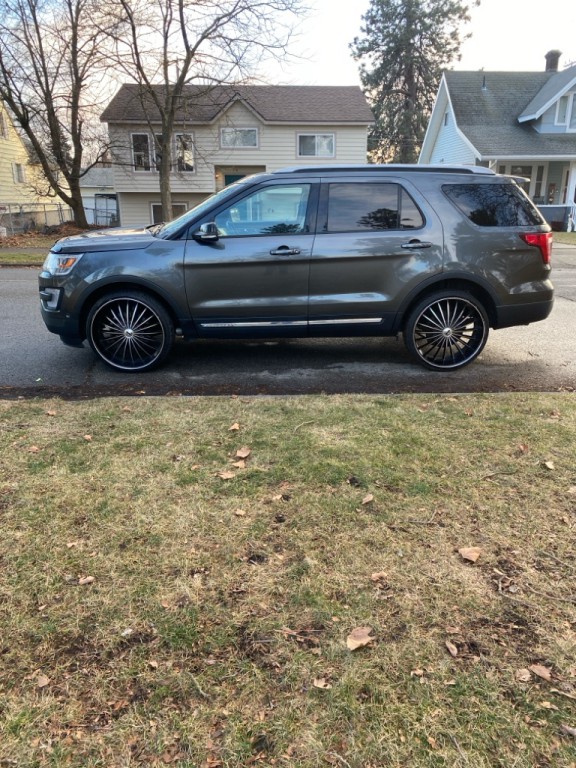 2016 Ford Explorer Image 6