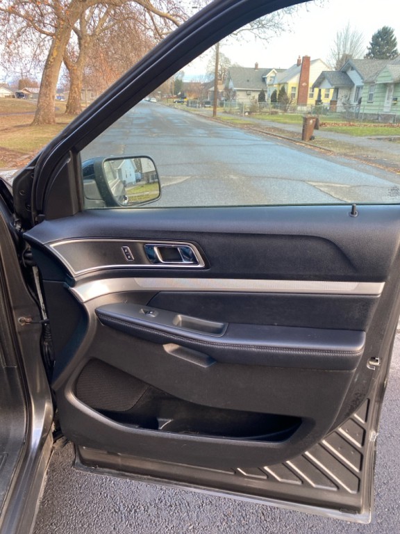 2016 Ford Explorer Image 19