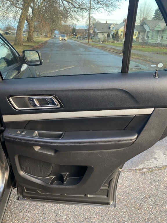 2016 Ford Explorer Image 20