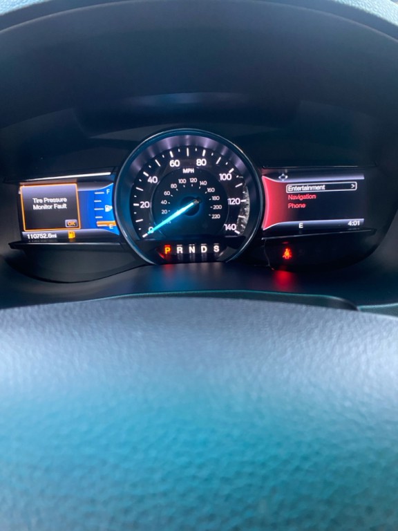 2016 Ford Explorer Image 26