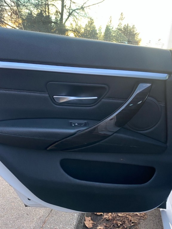 2019 BMW 4 Series Image 17