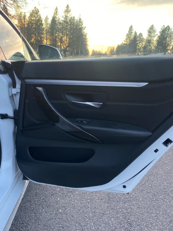 2019 BMW 4 Series Image 19