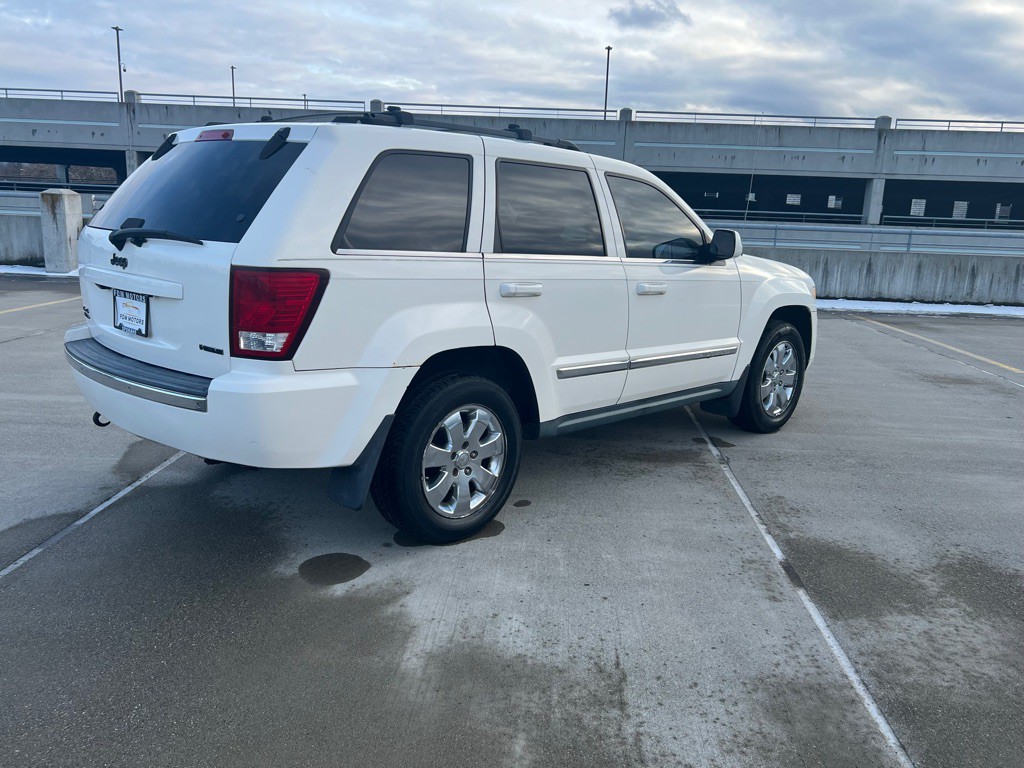 2008 Jeep Grand Cherokee Image 5