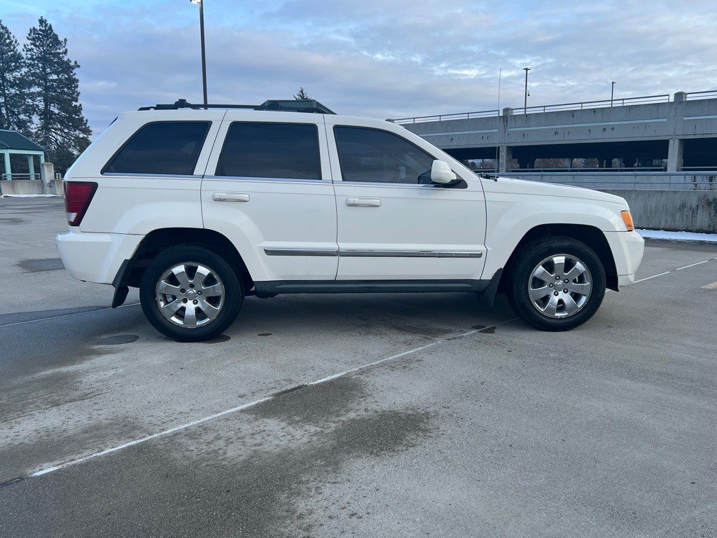 2008 Jeep Grand Cherokee Image 6