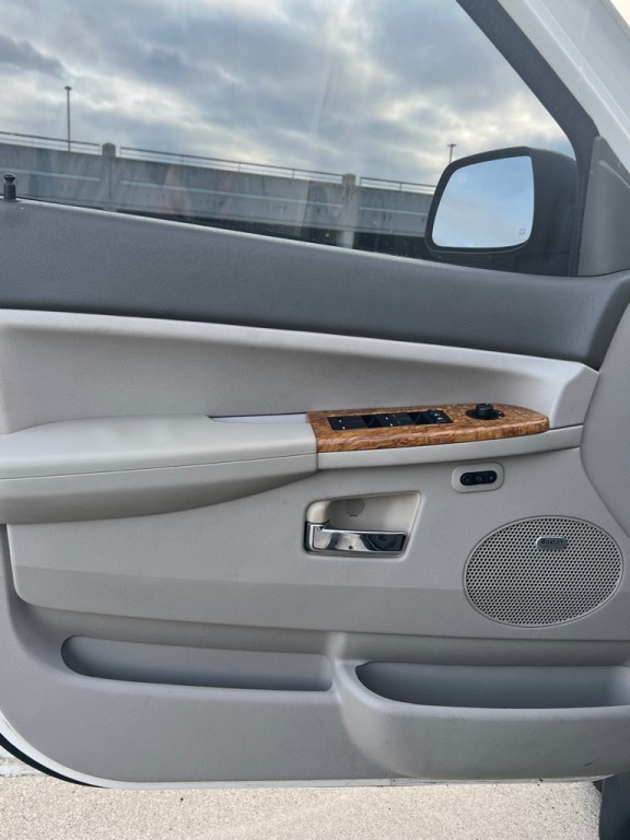 2008 Jeep Grand Cherokee Image 10