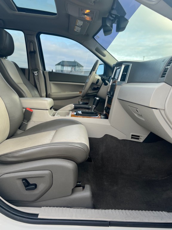 2008 Jeep Grand Cherokee Image 13