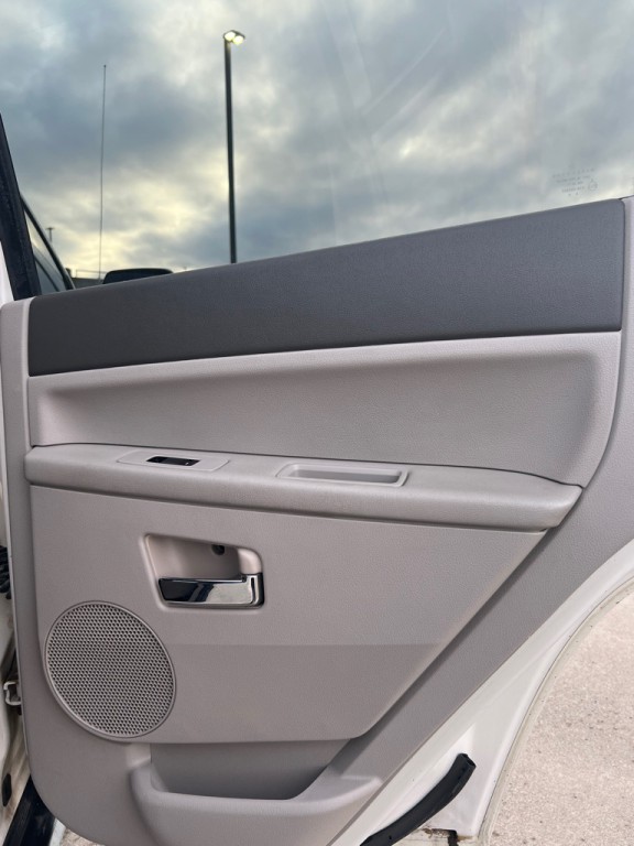 2008 Jeep Grand Cherokee Image 16