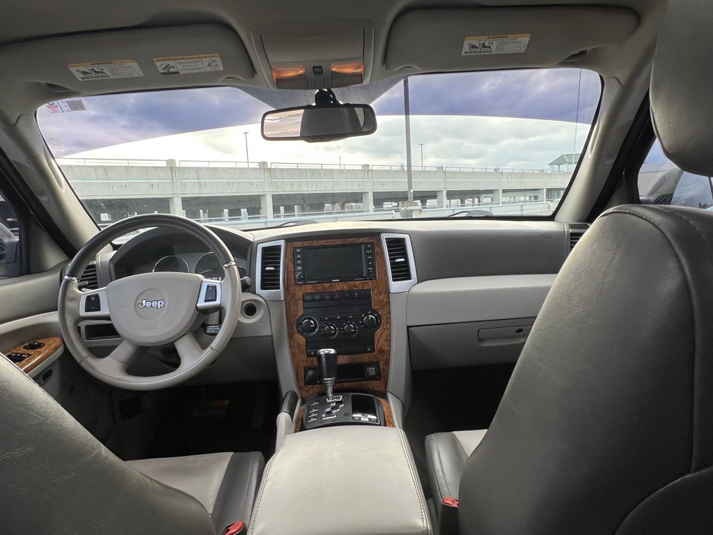 2008 Jeep Grand Cherokee Image 24