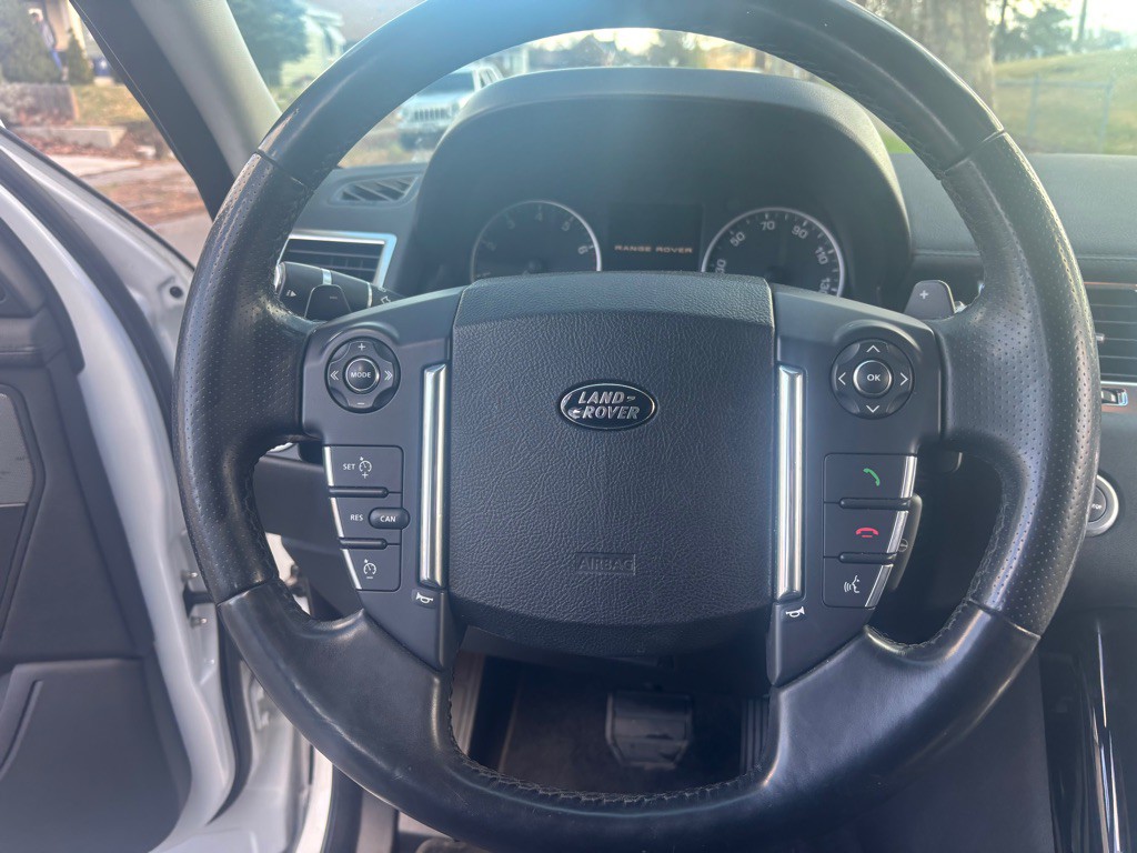 2013 Land Rover Range Rover Sport Image 12