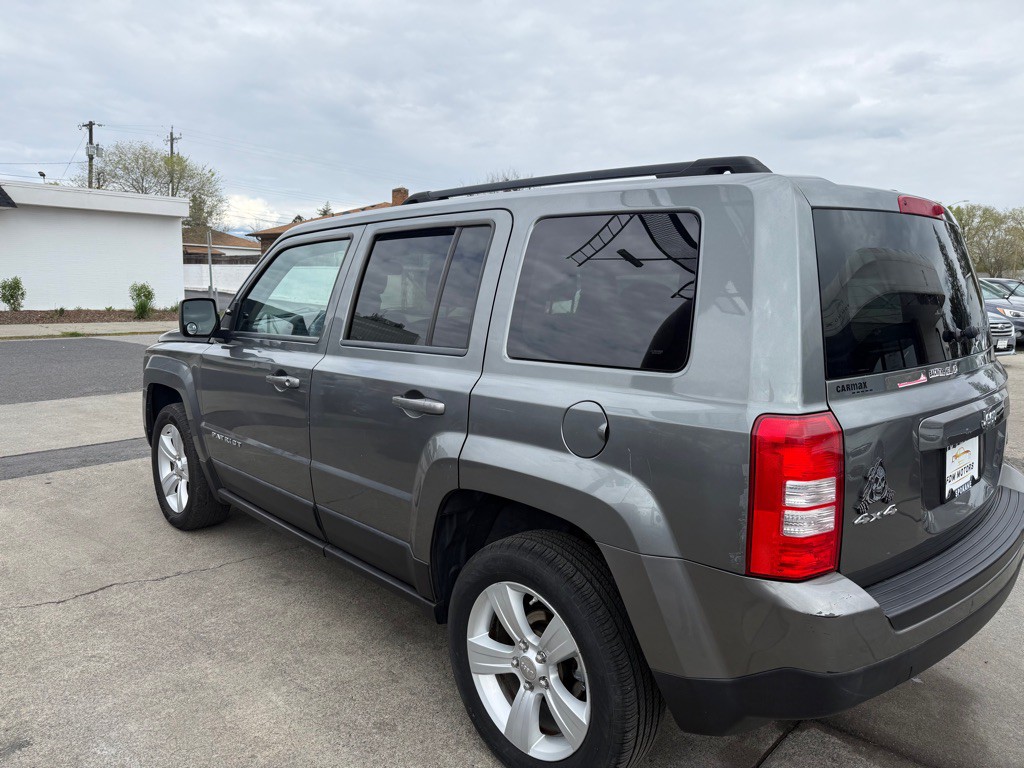 2012 Jeep Patriot Image 12