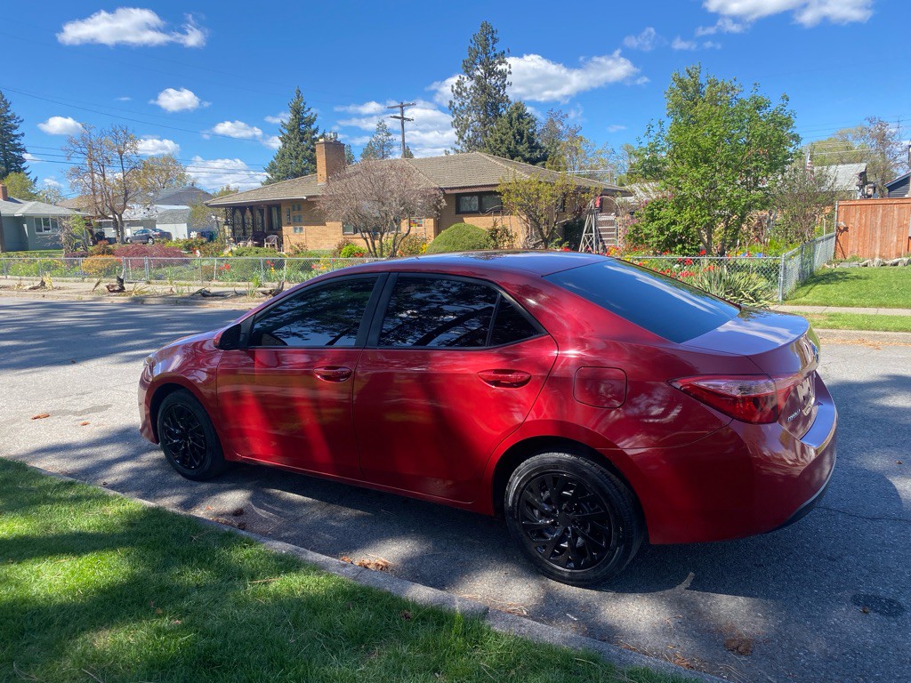 2017 Toyota Corolla Image 9