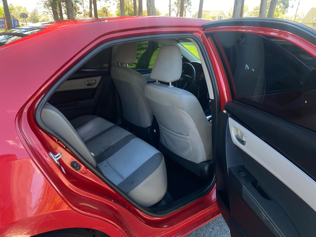 2017 Toyota Corolla Image 15