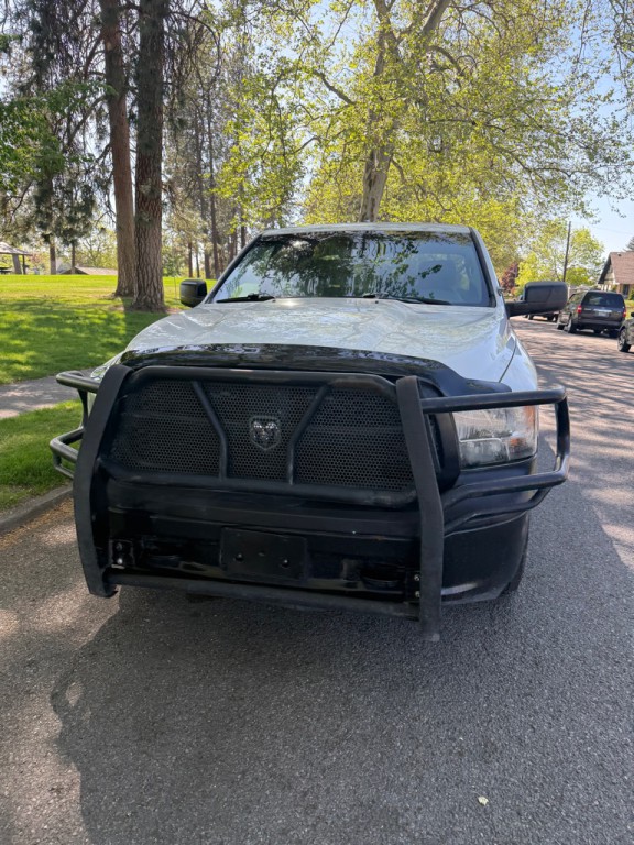 2014 RAM 1500 Image 2