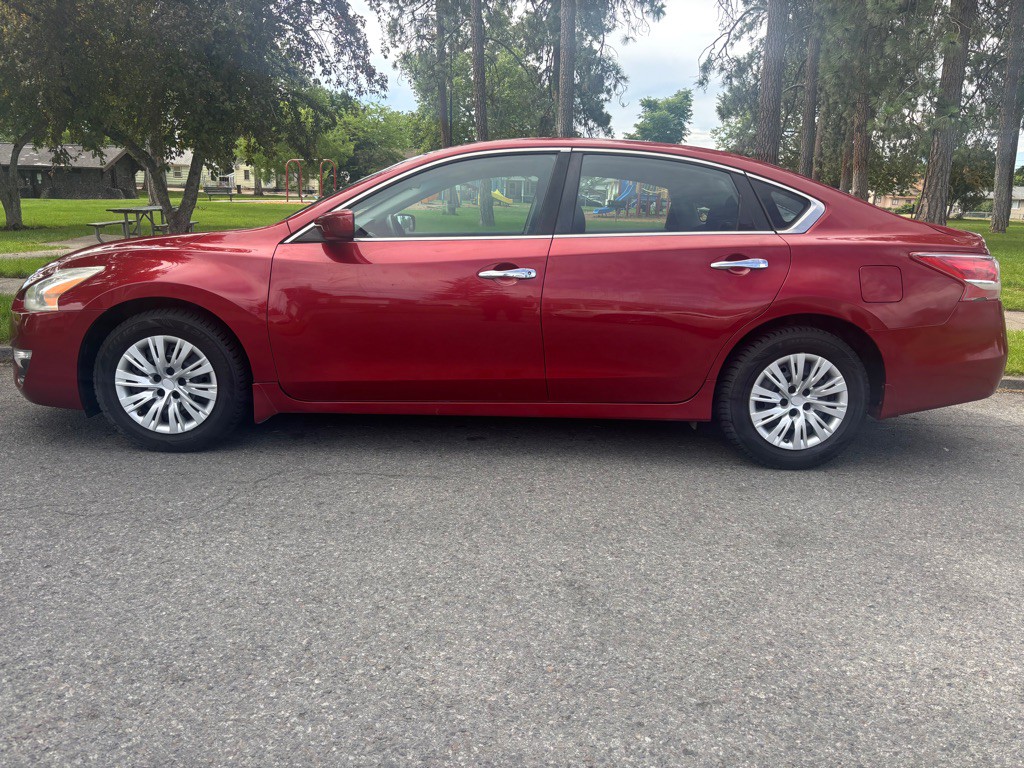 2013 Nissan Altima Image 4