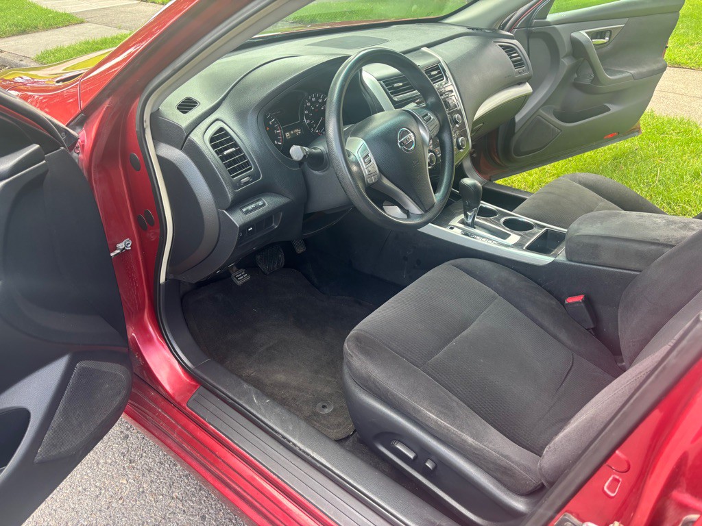 2013 Nissan Altima Image 13
