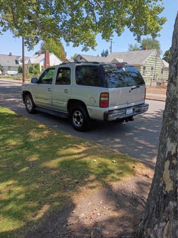 2005 GMC Yukon Image 6