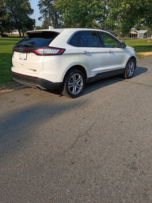 2017 Ford Edge Image 19