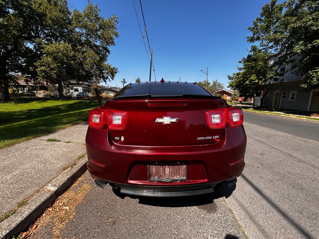 2015 Chevrolet Malibu Image 4