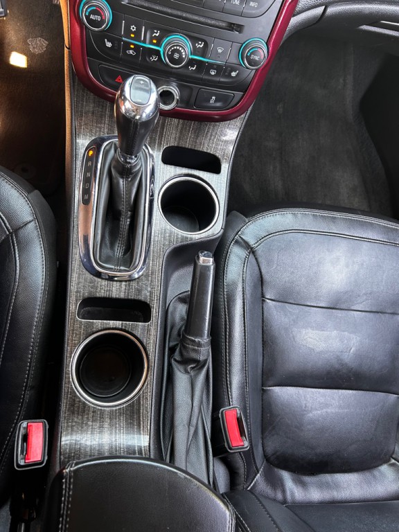 2015 Chevrolet Malibu Image 13