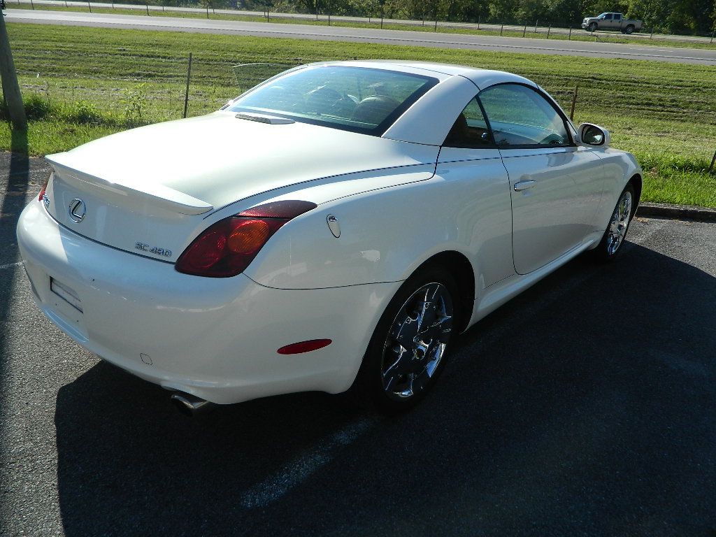 2005 Lexus SC 430 Image 3