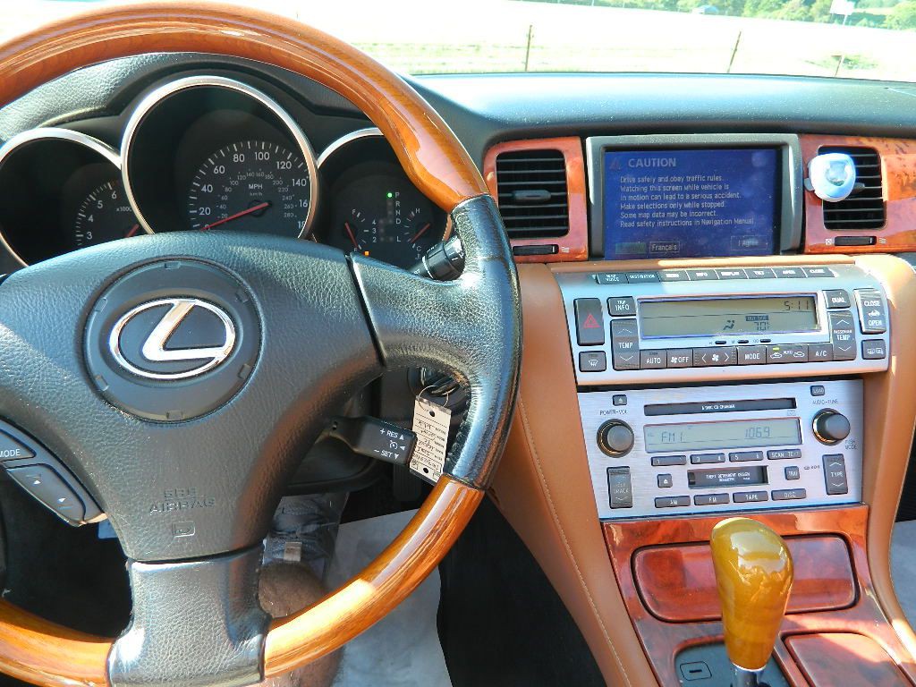 2005 Lexus SC 430 Image 12