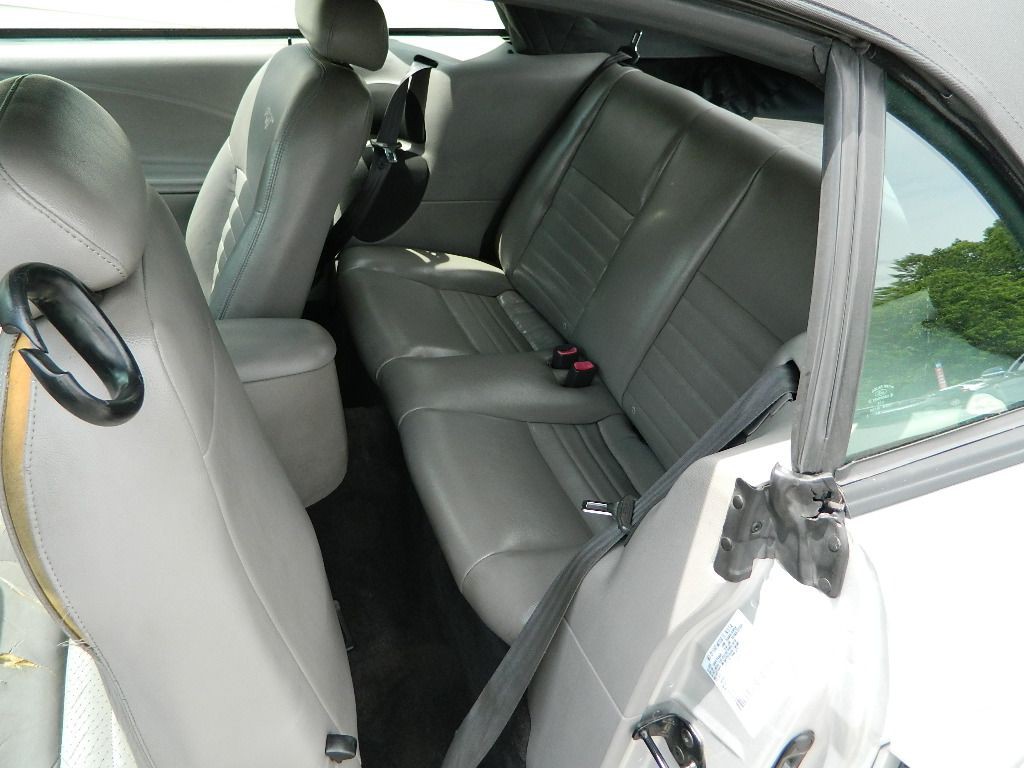 2004 Ford Mustang Image 7