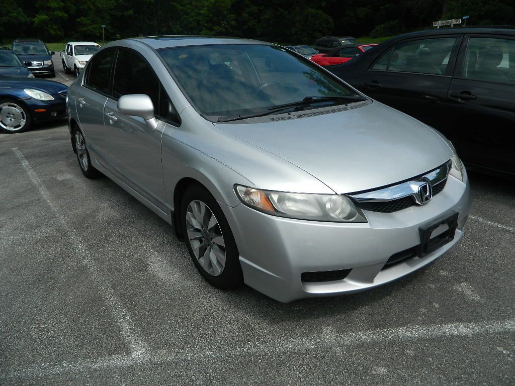 2010 Honda Civic Image 1