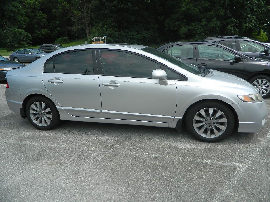 2010 Honda Civic Image 2