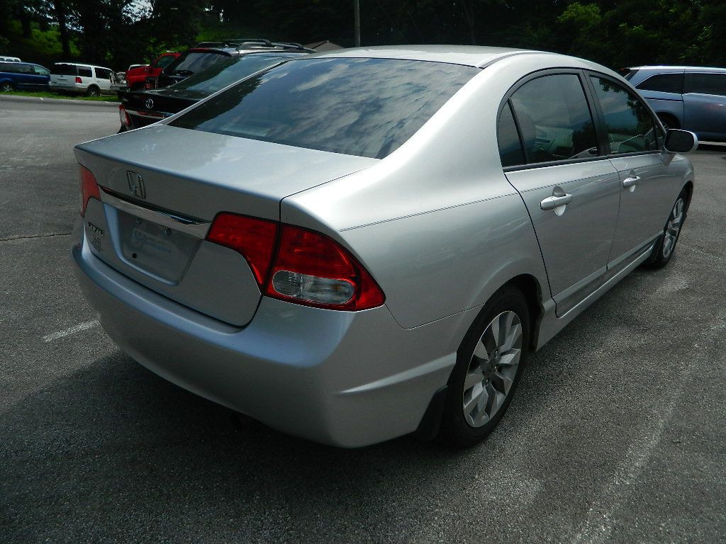 2010 Honda Civic Image 3