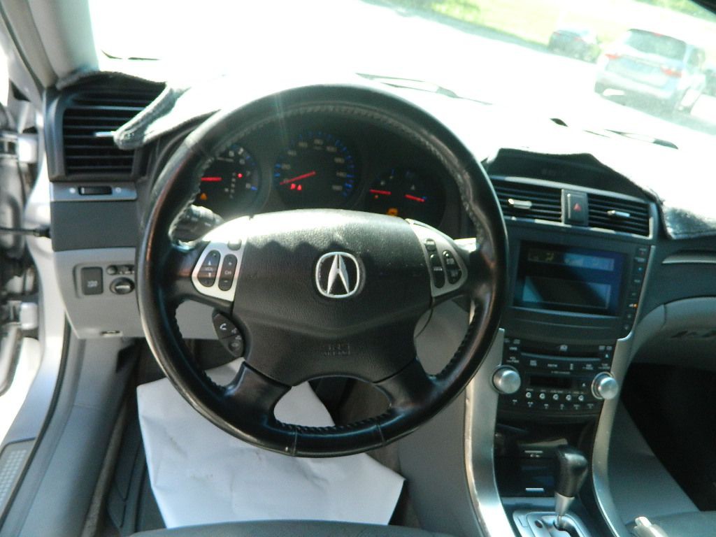2004 Acura TL Image 9
