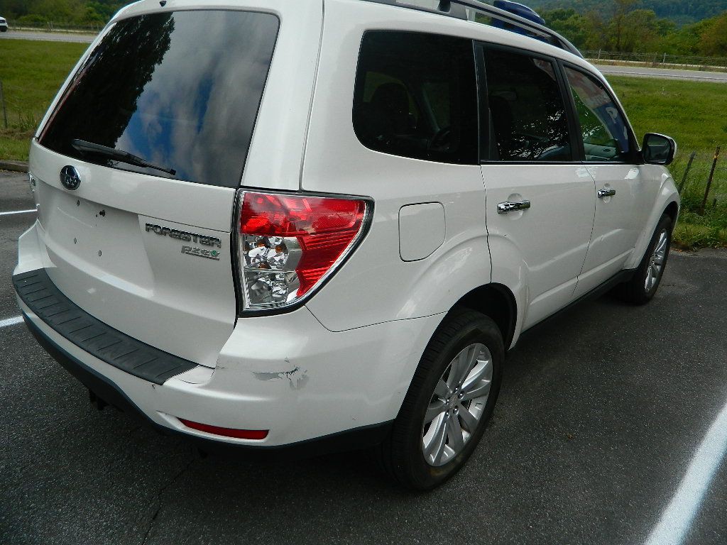 2013 Subaru Forester Image 3